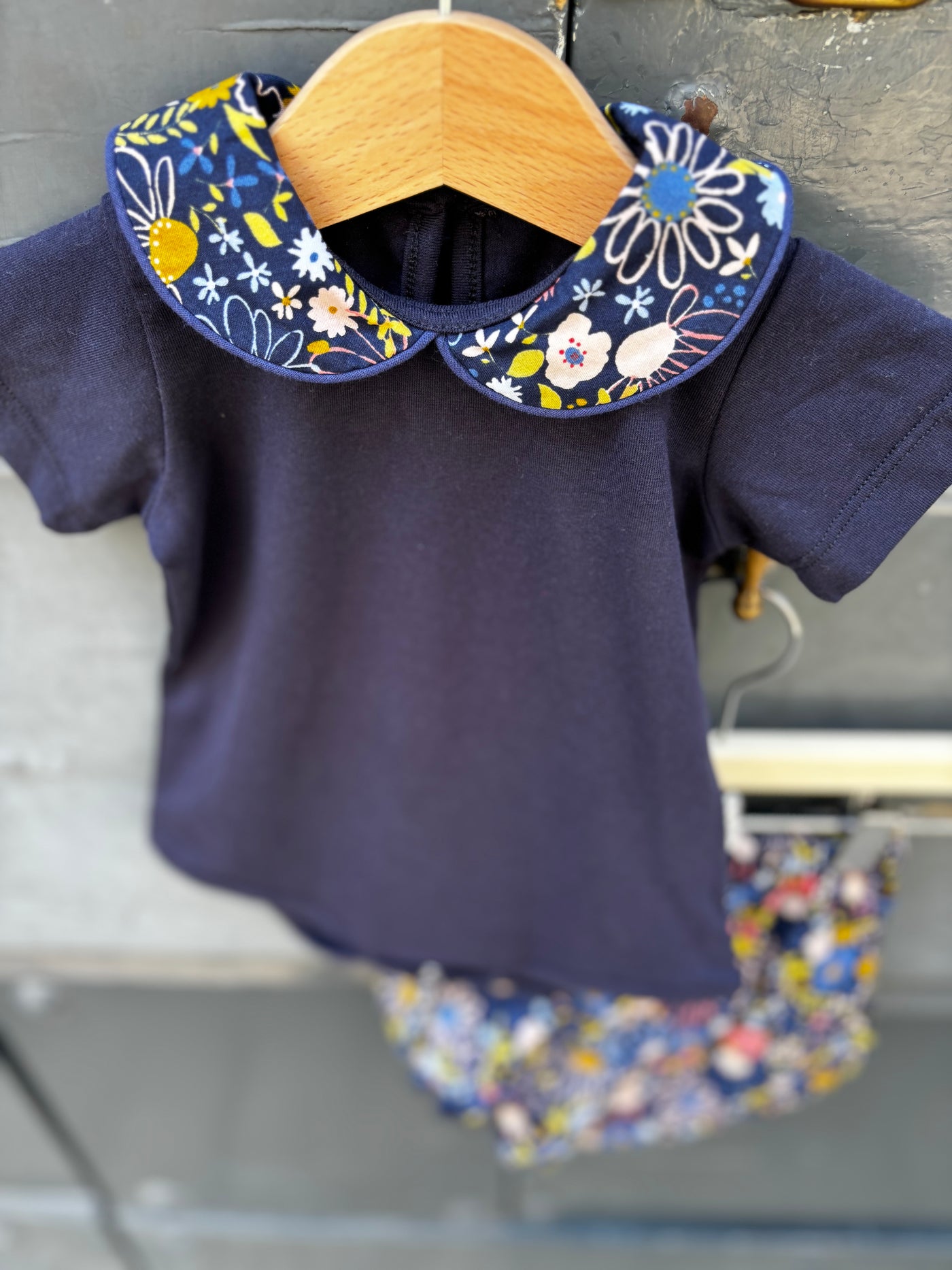 Coordinato blu fiori multicolor
