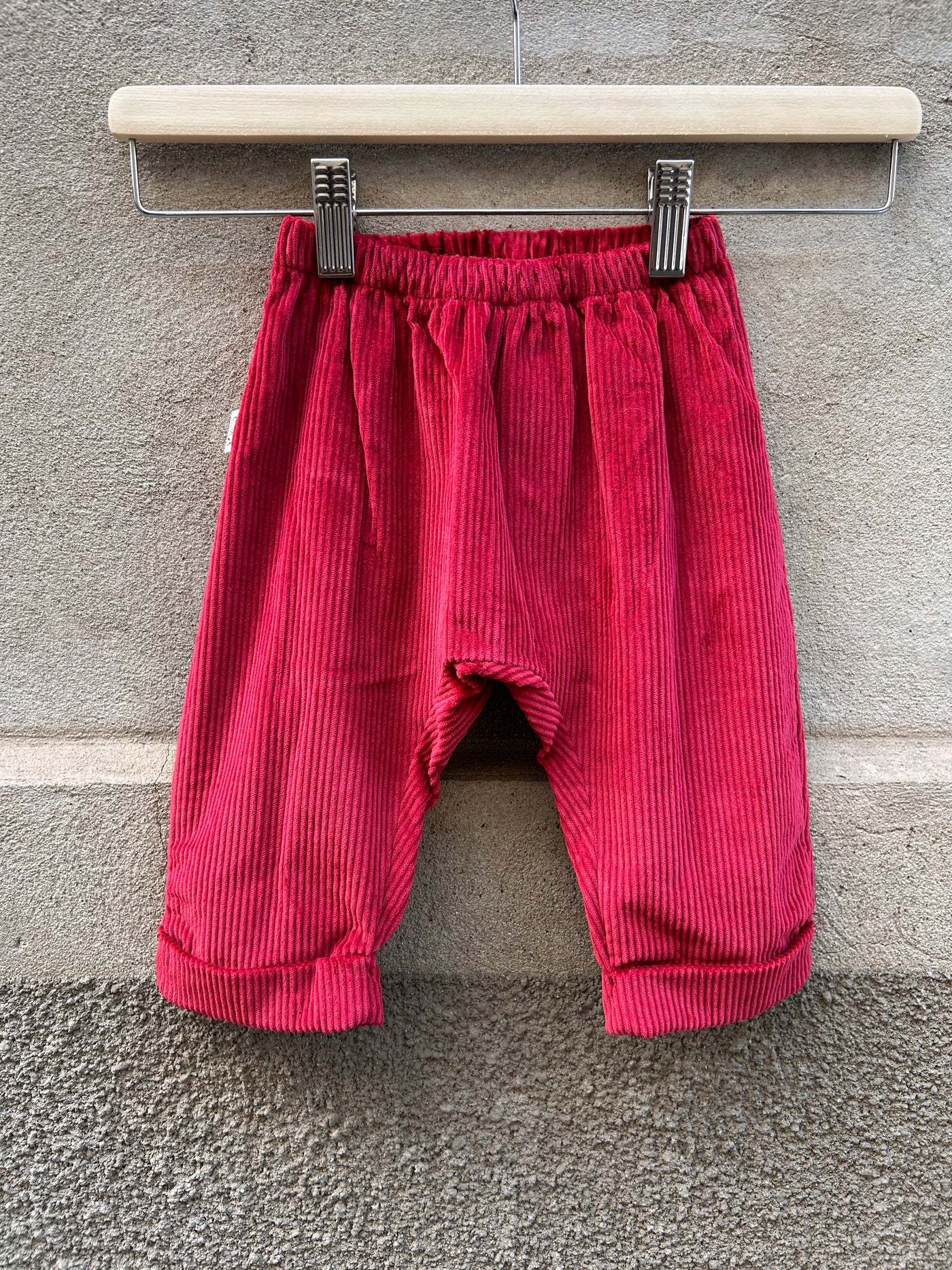 Baggy BERLINO rosso scuro microriga velluto