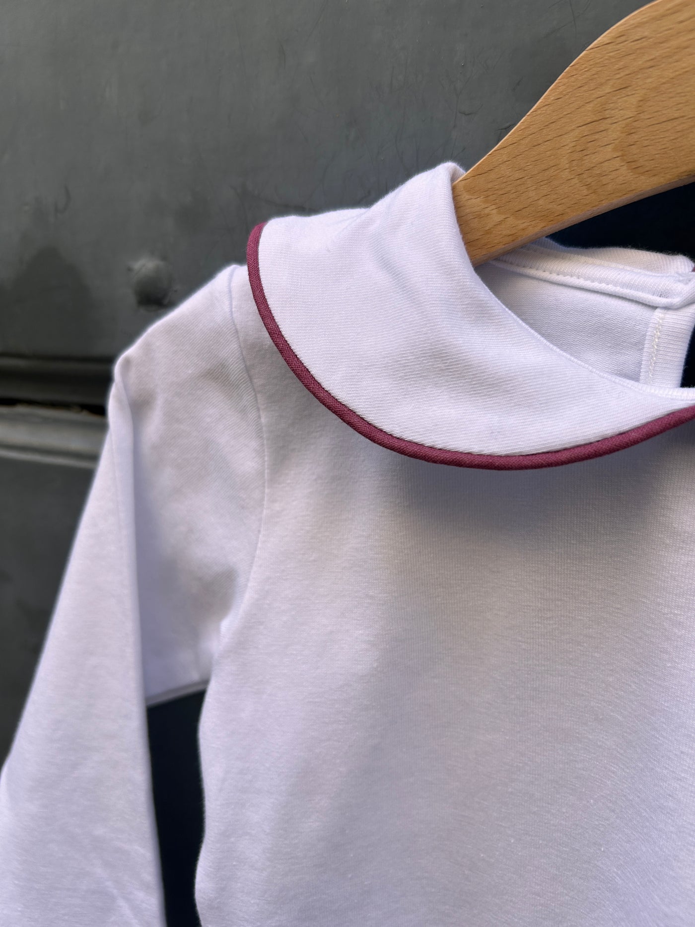 Maglietta CLAUDINE bordino prugna