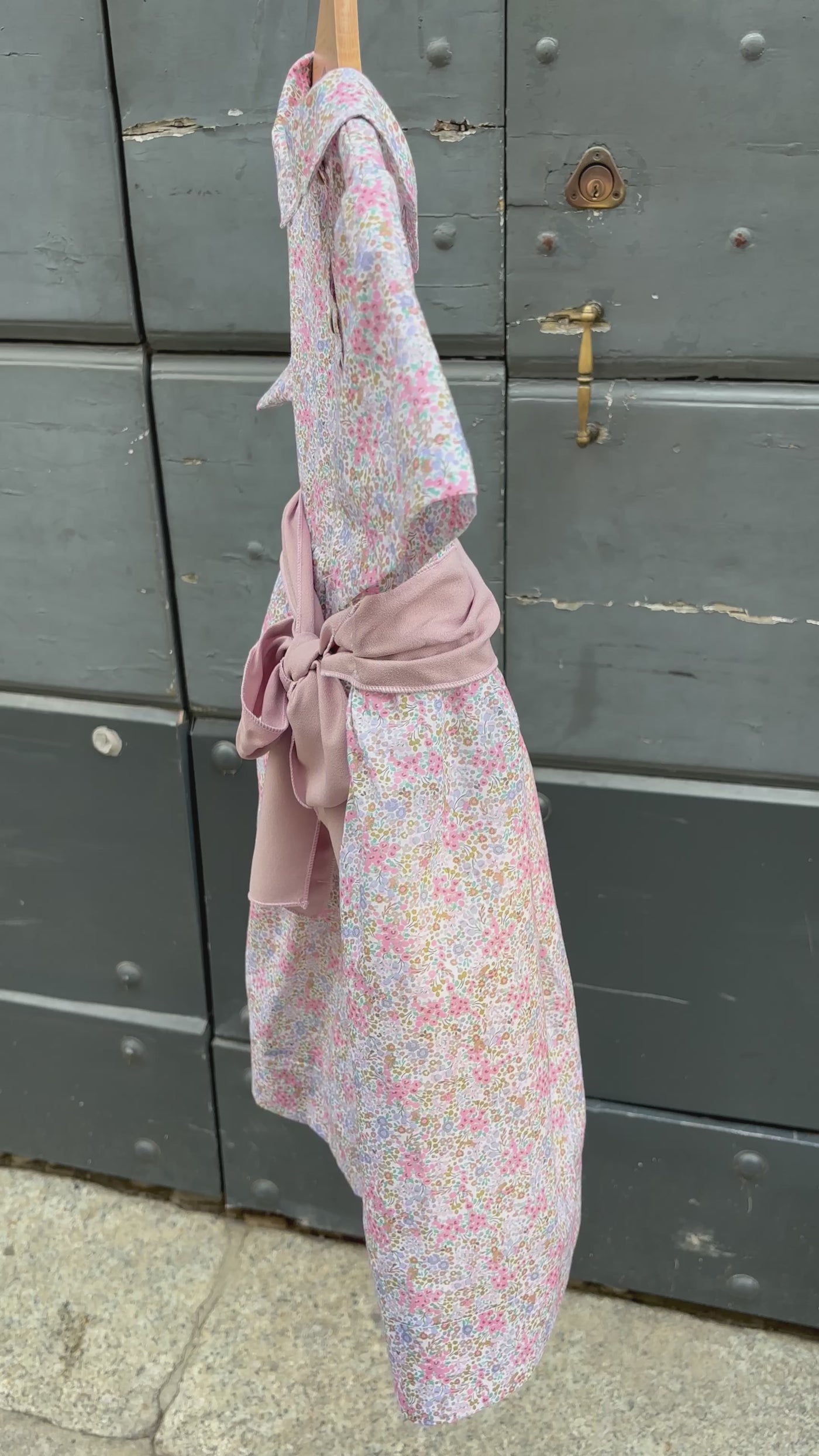 Abito PETALO fiori liberty rosa